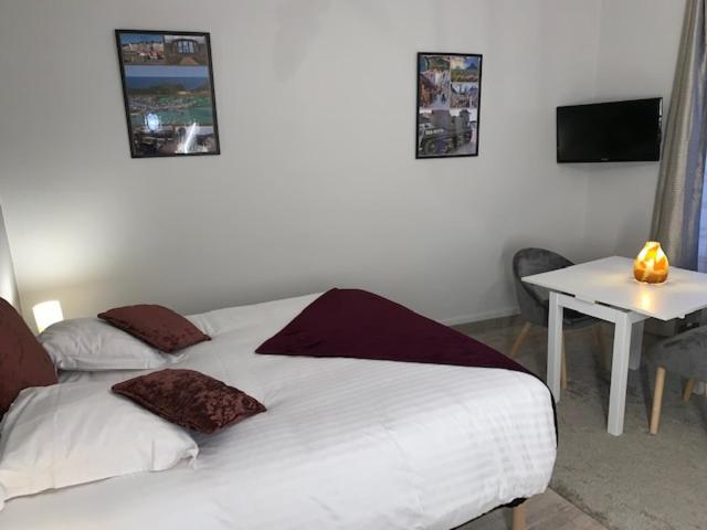 Appartement Rez De Chaussee Gold Beach Байо Екстериор снимка